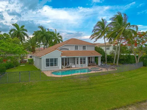 2574 Jardin Way Weston FL 33327