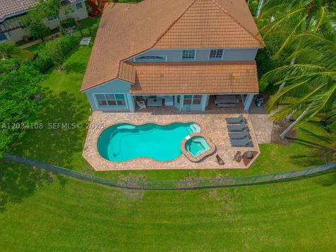 2574 Jardin Way Weston FL 33327