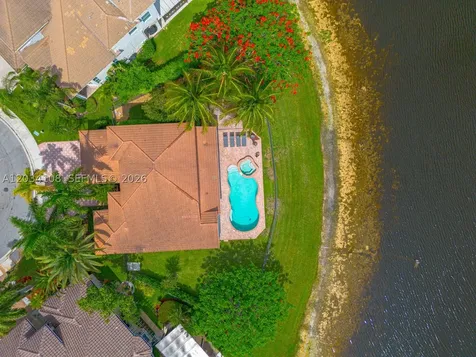 2574 Jardin Way Weston FL 33327