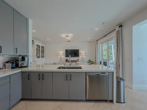 2574 Jardin Way Weston FL 33327