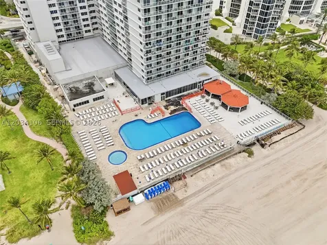 19201 Collins Avenue Sunny Isles Beach FL 33160