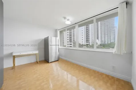 19201 Collins Avenue Sunny Isles Beach FL 33160