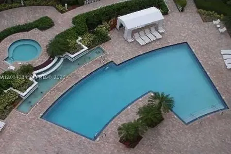 3300 NE 191st Street Aventura FL 33180