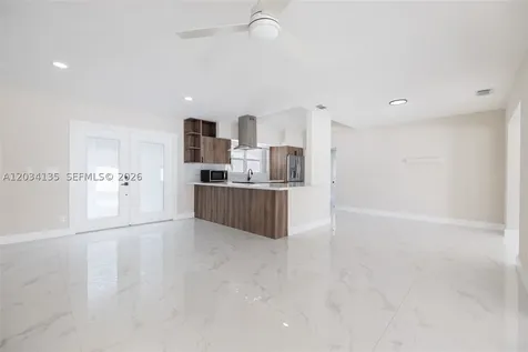 1221 SE 10th Street Deerfield Beach FL 33441
