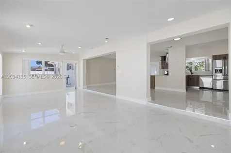 1221 SE 10th Street Deerfield Beach FL 33441