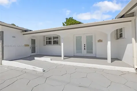 1221 SE 10th Street Deerfield Beach FL 33441