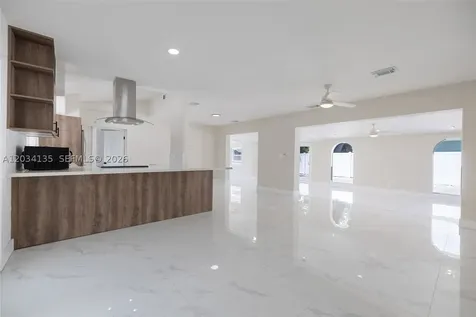 1221 SE 10th Street Deerfield Beach FL 33441