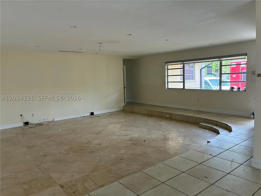 18715 NE 18th Avenue Miami FL 33179