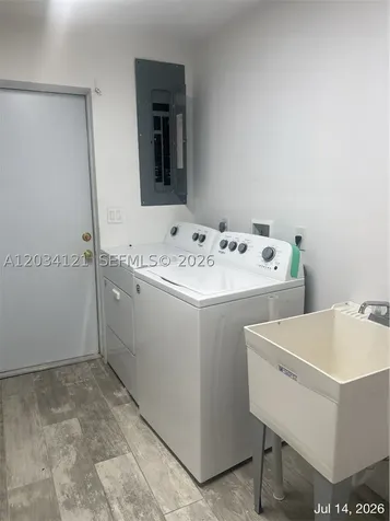 18715 NE 18th Avenue Miami FL 33179