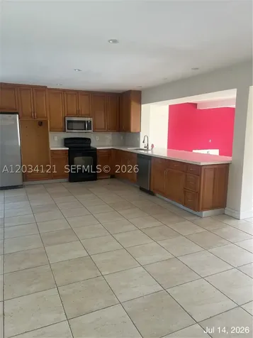 18715 NE 18th Avenue Miami FL 33179