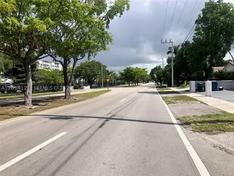 18715 NE 18th Avenue Miami FL 33179