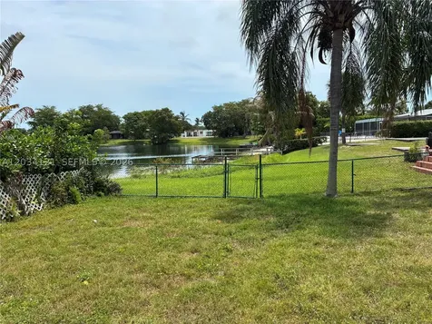 18715 NE 18th Avenue Miami FL 33179