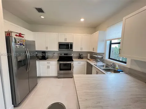 20610 NE 5th Place Miami FL 33179