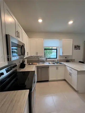 20610 NE 5th Place Miami FL 33179