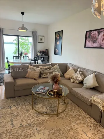 20610 NE 5th Place Miami FL 33179