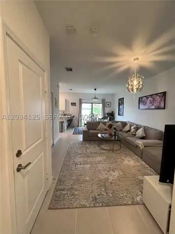 20610 NE 5th Place Miami FL 33179