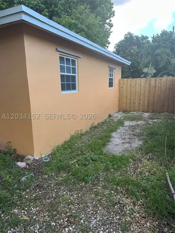 4141 SW 32nd Drive West Park FL 33023