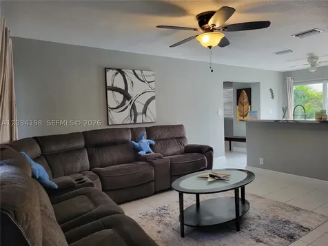 2560 NE 8th Terrace Pompano Beach FL 33064