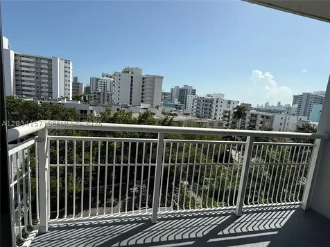 1688 West Avenue Miami Beach FL 33139