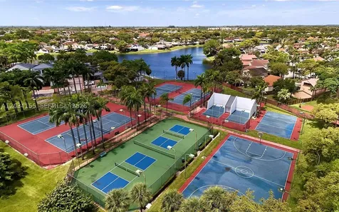 6361 NW 170th Lane Hialeah FL 33015