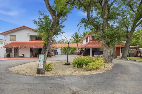 1389 NW 31st Avenue Miami FL 33125