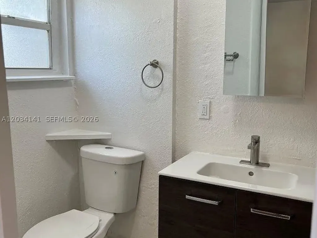 2205 Roosevelt Street Hollywood FL 33020