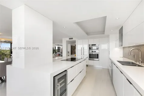 3 Grove Isle Drive Miami FL 33133