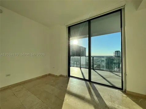 68 SE 6th Street Miami FL 33131