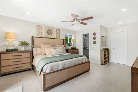 8601 Dundee Terrace Miami Lakes FL 33016