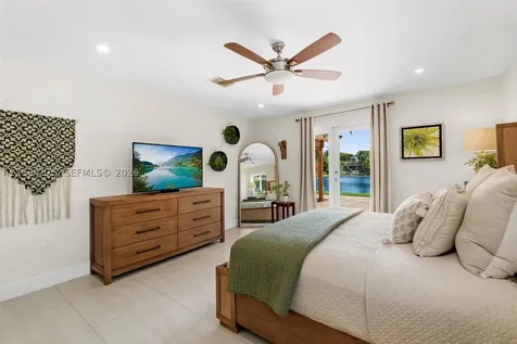 8601 Dundee Terrace Miami Lakes FL 33016