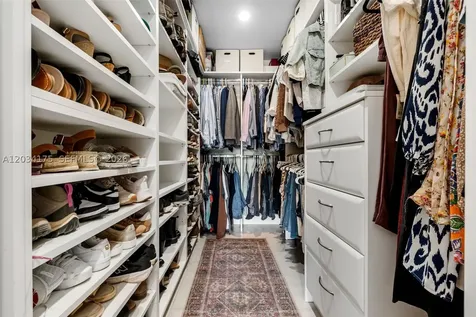 8601 Dundee Terrace Miami Lakes FL 33016