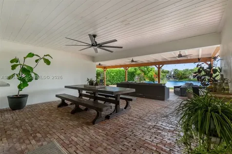 8601 Dundee Terrace Miami Lakes FL 33016