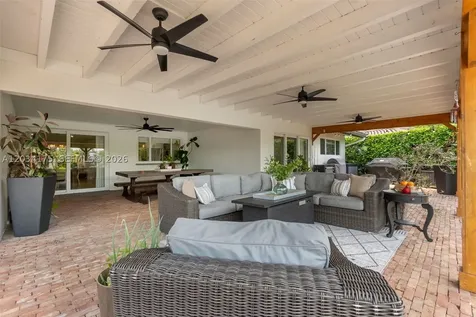 8601 Dundee Terrace Miami Lakes FL 33016