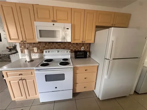 404 NW 2nd Avenue Hallandale Beach FL 33009