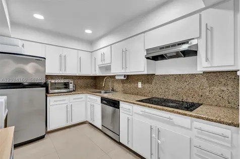 9381 E Bay Harbor Drive Bay Harbor Islands FL 33154
