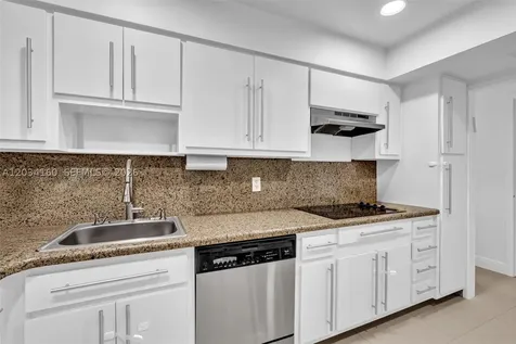 9381 E Bay Harbor Drive Bay Harbor Islands FL 33154