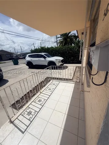 3821 SW 89th Court Miami FL 33165