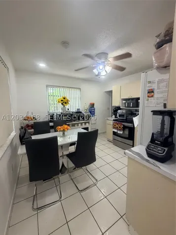 3821 SW 89th Court Miami FL 33165