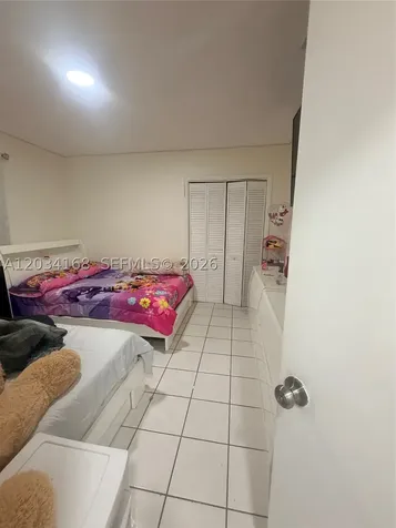 3821 SW 89th Court Miami FL 33165
