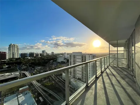 79 SW 12th Street Miami FL 33130