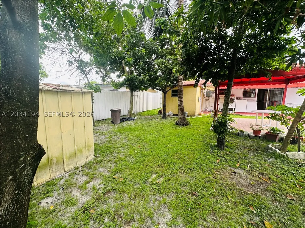 1215 S 24th Avenue Hollywood FL 33020