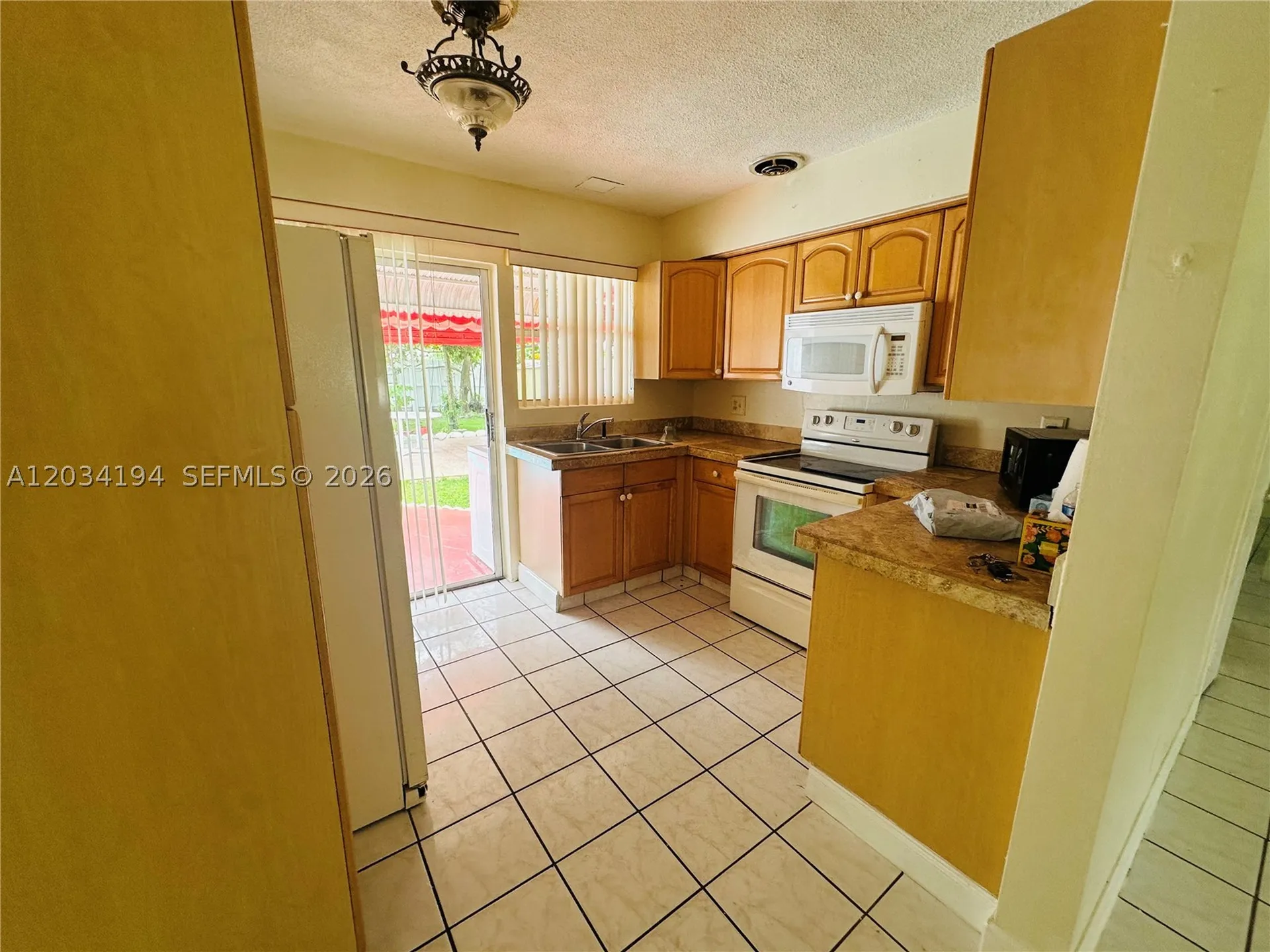 1215 S 24th Avenue Hollywood FL 33020
