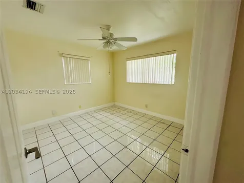 1215 S 24th Avenue Hollywood FL 33020