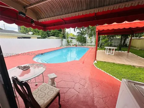 1215 S 24th Avenue Hollywood FL 33020