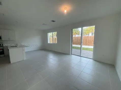 705 SE 13th St Circle Homestead FL 33034