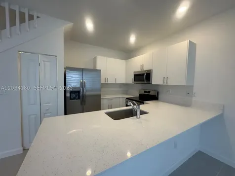 705 SE 13th St Circle Homestead FL 33034
