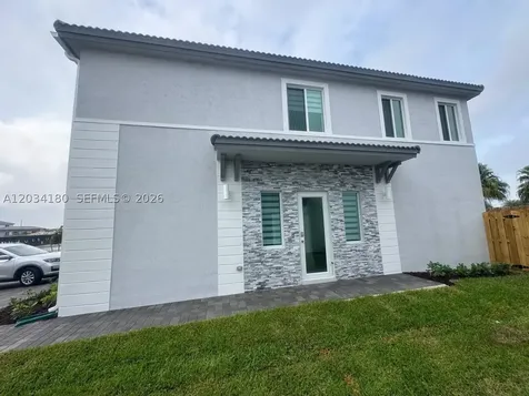 705 SE 13th St Circle Homestead FL 33034