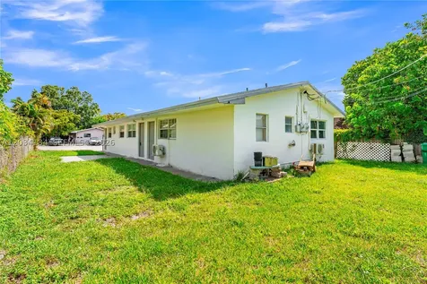 2856 NW 14th Street Fort Lauderdale FL 33311