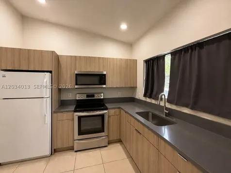 3874 SW 48th Avenue Hollywood FL 33023