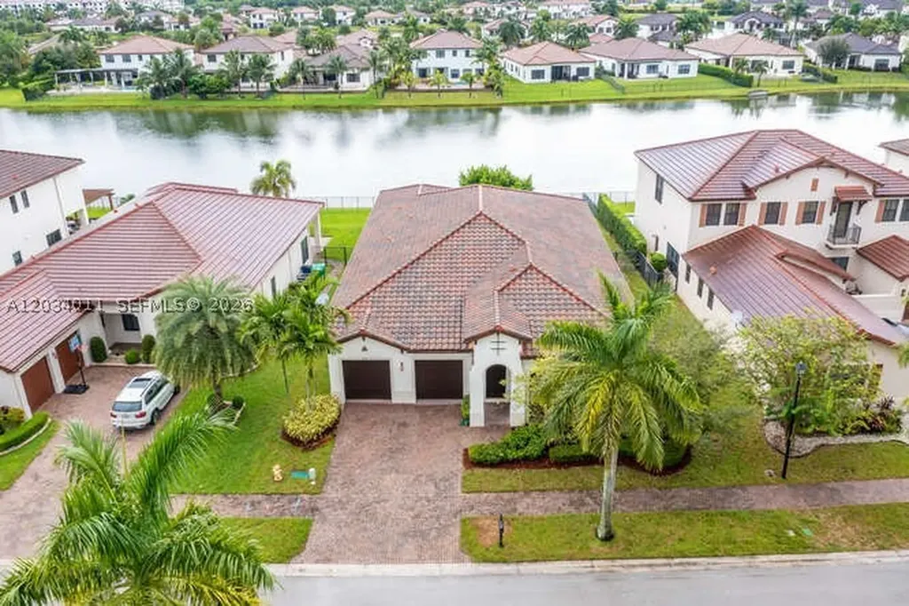 3091 NW 82nd Way Cooper City FL 33024